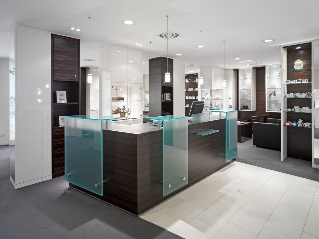 Ladenbau Innenausbau Hemling GmbH - Schmuck