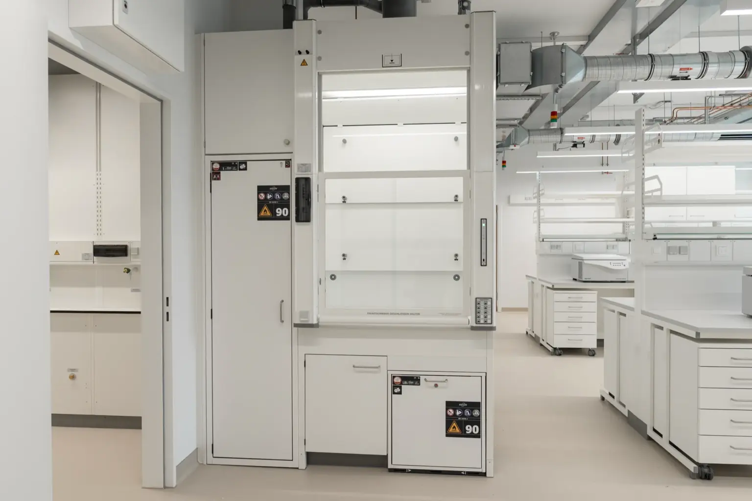 4Auswahl 6_HUKM_202505_0063