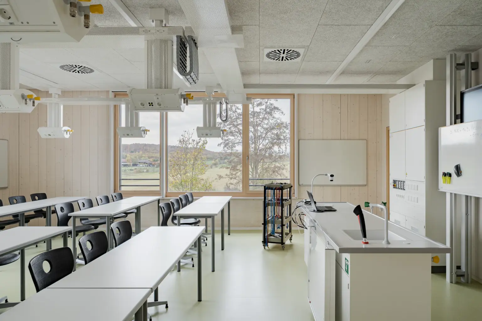 4dva_schulzentrum-stockbruennele-boeblingen_9175h