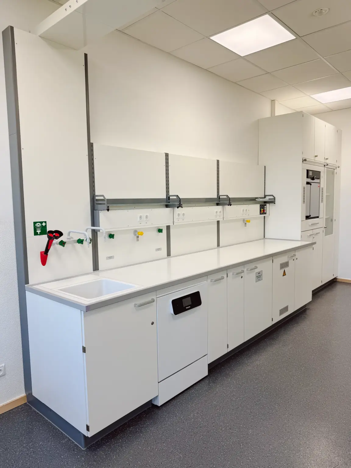 8A_KBF_HLB_20251107_0063