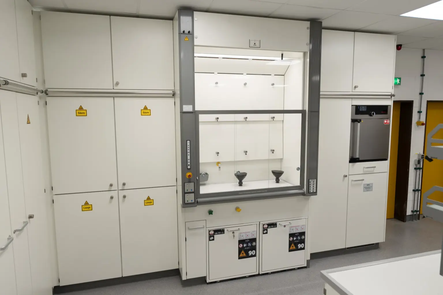 8KBF_AHLBW_20250603_0030